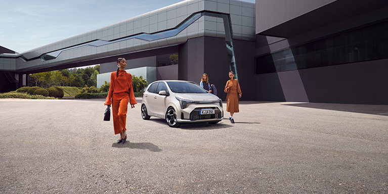 Kia Picanto Front mit Models.